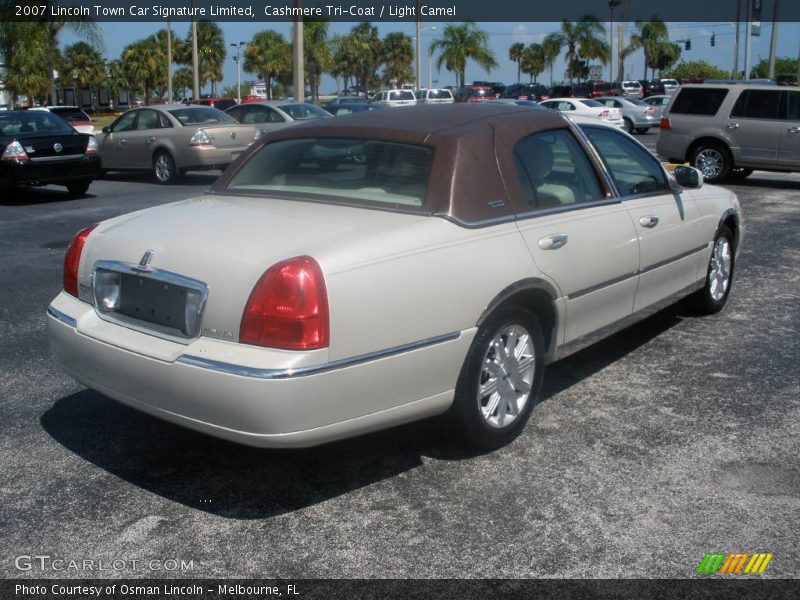 Cashmere Tri-Coat / Light Camel 2007 Lincoln Town Car Signature Limited