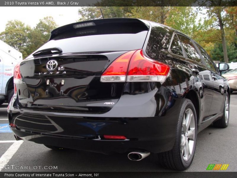 Black / Gray 2010 Toyota Venza V6 AWD