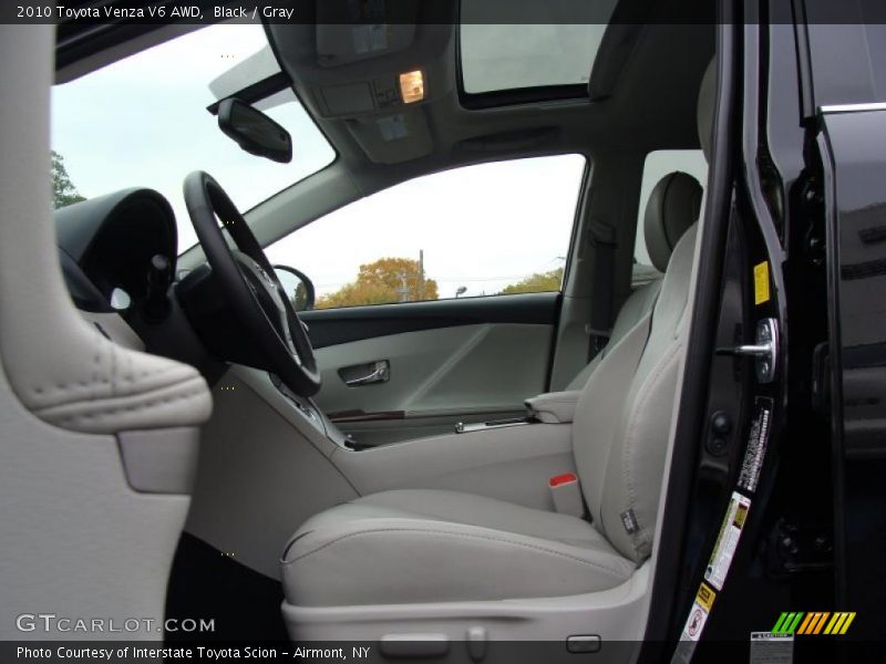  2010 Venza V6 AWD Gray Interior