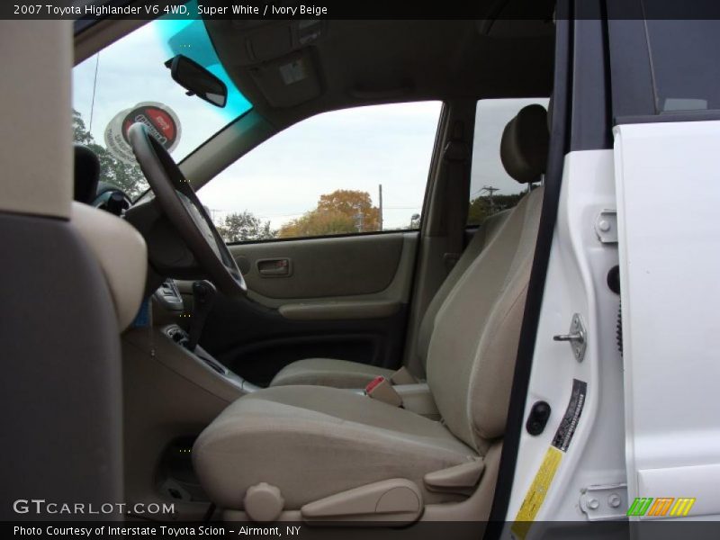 Super White / Ivory Beige 2007 Toyota Highlander V6 4WD