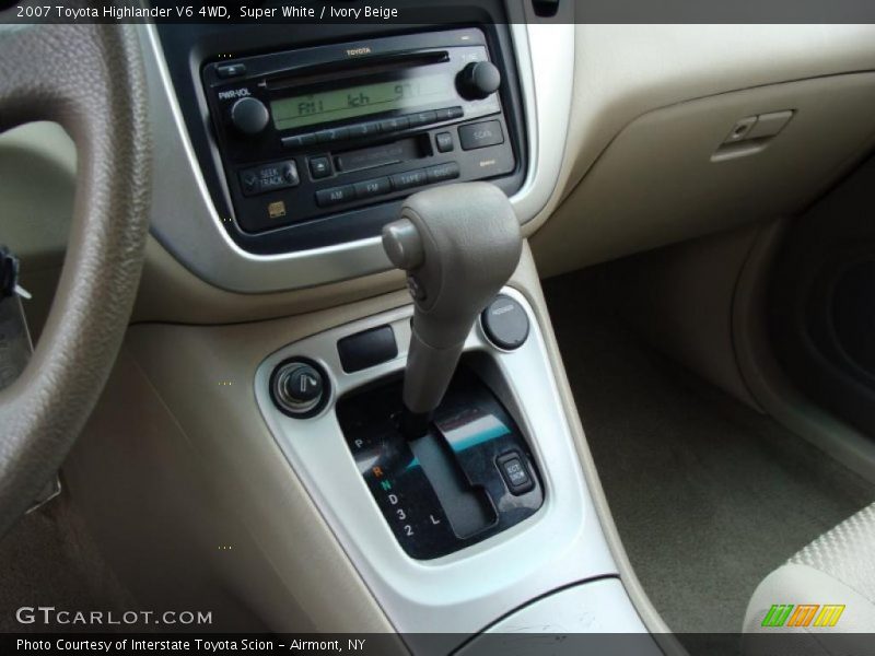 Super White / Ivory Beige 2007 Toyota Highlander V6 4WD
