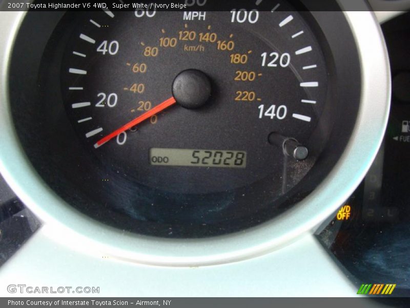 Super White / Ivory Beige 2007 Toyota Highlander V6 4WD