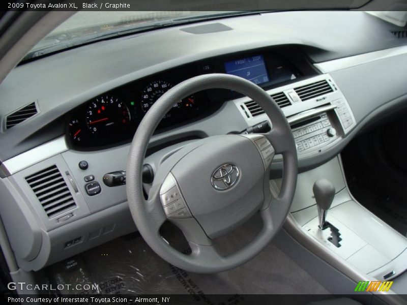 Black / Graphite 2009 Toyota Avalon XL