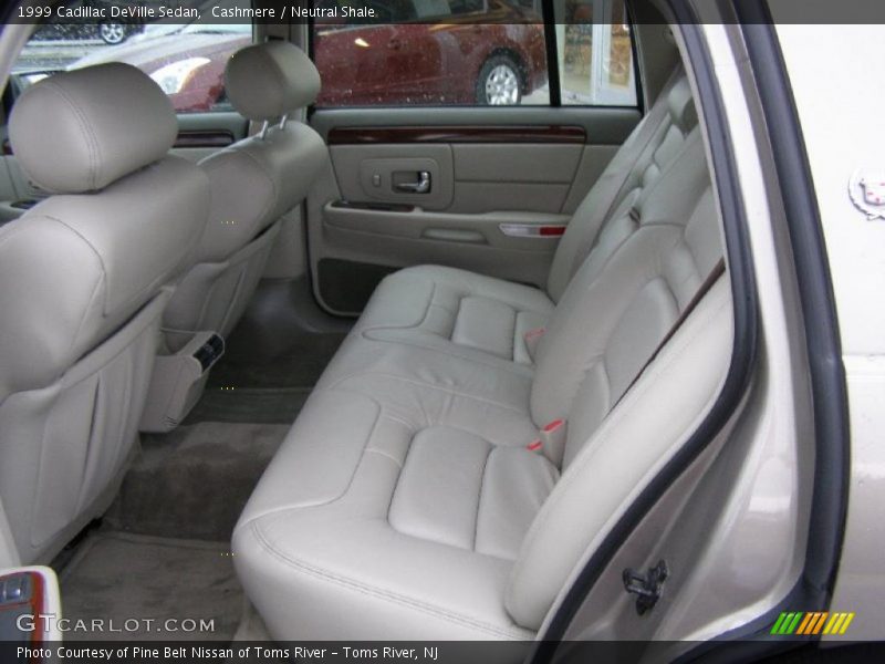 Cashmere / Neutral Shale 1999 Cadillac DeVille Sedan