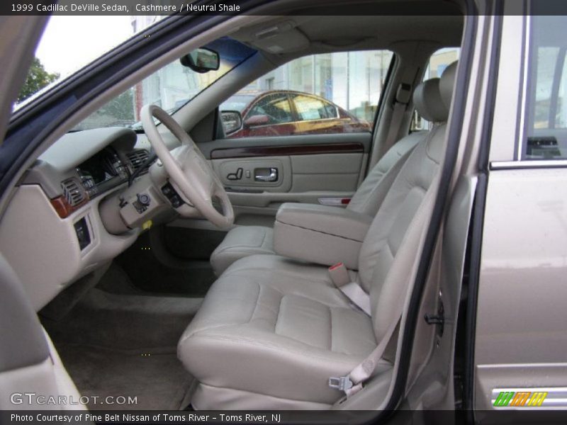 Cashmere / Neutral Shale 1999 Cadillac DeVille Sedan