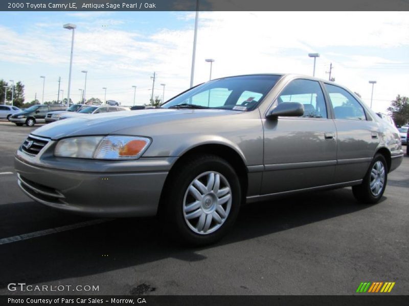 Antique Sage Pearl / Oak 2000 Toyota Camry LE