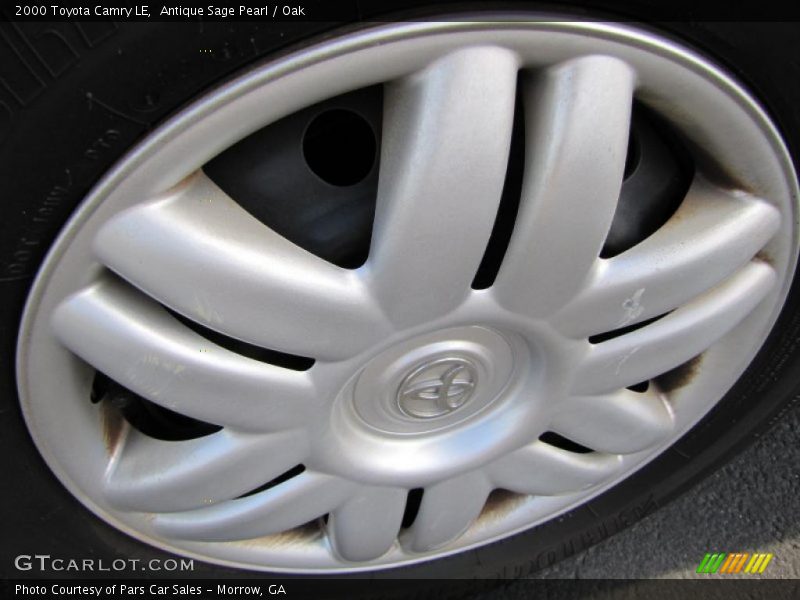 Antique Sage Pearl / Oak 2000 Toyota Camry LE