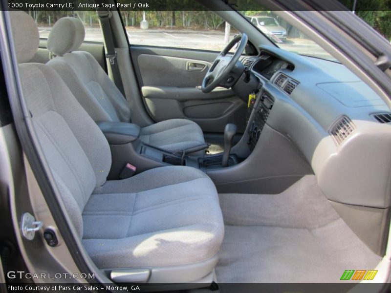 Antique Sage Pearl / Oak 2000 Toyota Camry LE