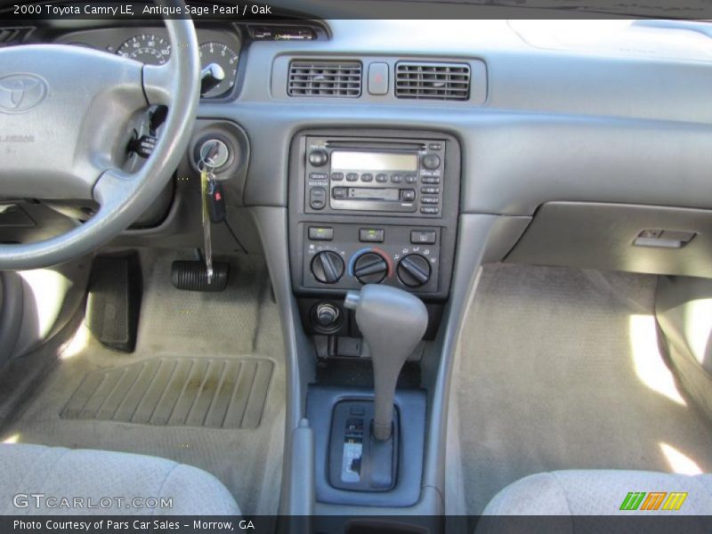 Antique Sage Pearl / Oak 2000 Toyota Camry LE