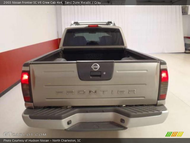 Sand Dune Metallic / Gray 2003 Nissan Frontier SC V6 Crew Cab 4x4