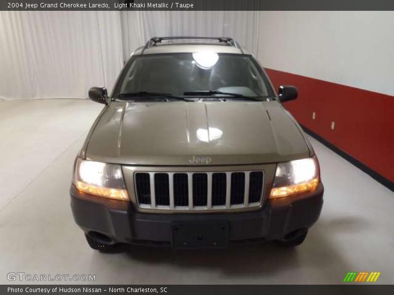 Light Khaki Metallic / Taupe 2004 Jeep Grand Cherokee Laredo