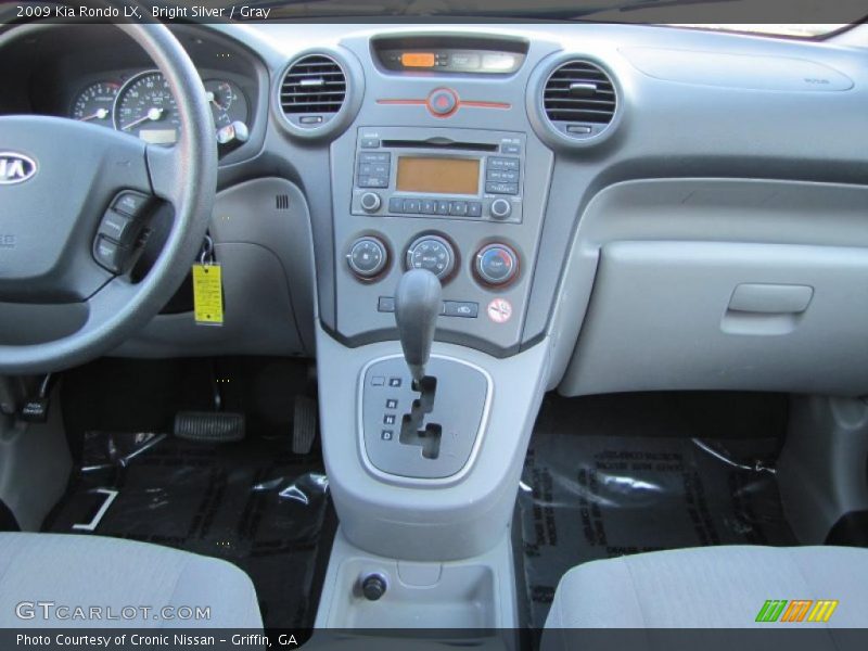 Bright Silver / Gray 2009 Kia Rondo LX