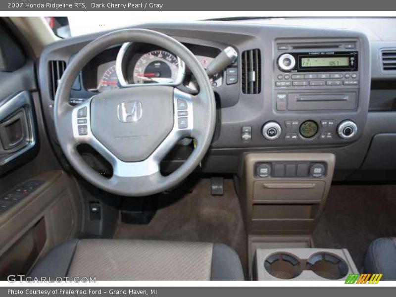  2007 Ridgeline RTS Gray Interior