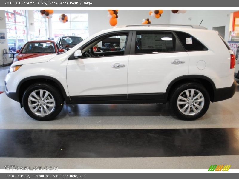 Snow White Pearl / Beige 2011 Kia Sorento LX V6