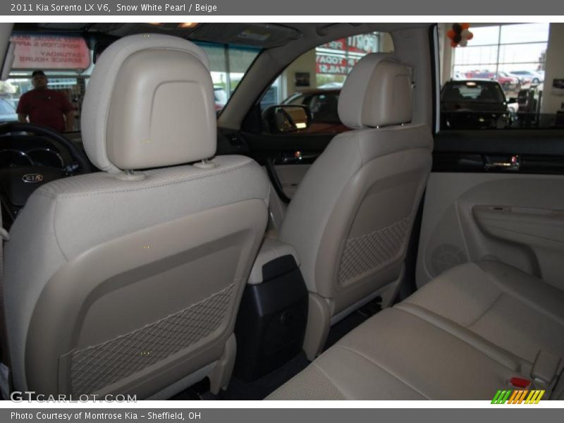  2011 Sorento LX V6 Beige Interior