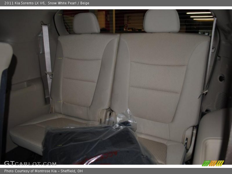  2011 Sorento LX V6 Beige Interior