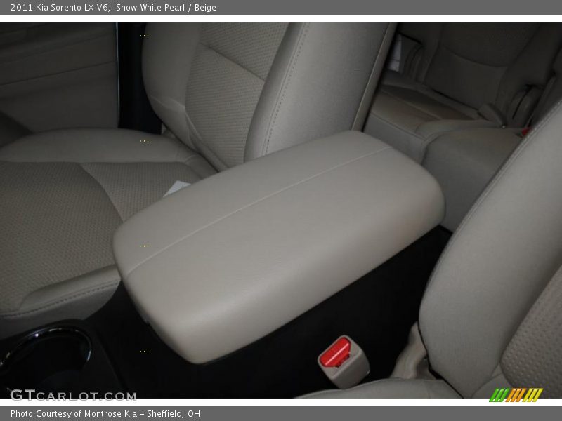 Snow White Pearl / Beige 2011 Kia Sorento LX V6