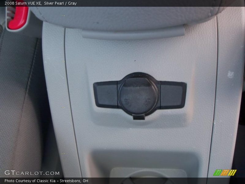 Silver Pearl / Gray 2008 Saturn VUE XE