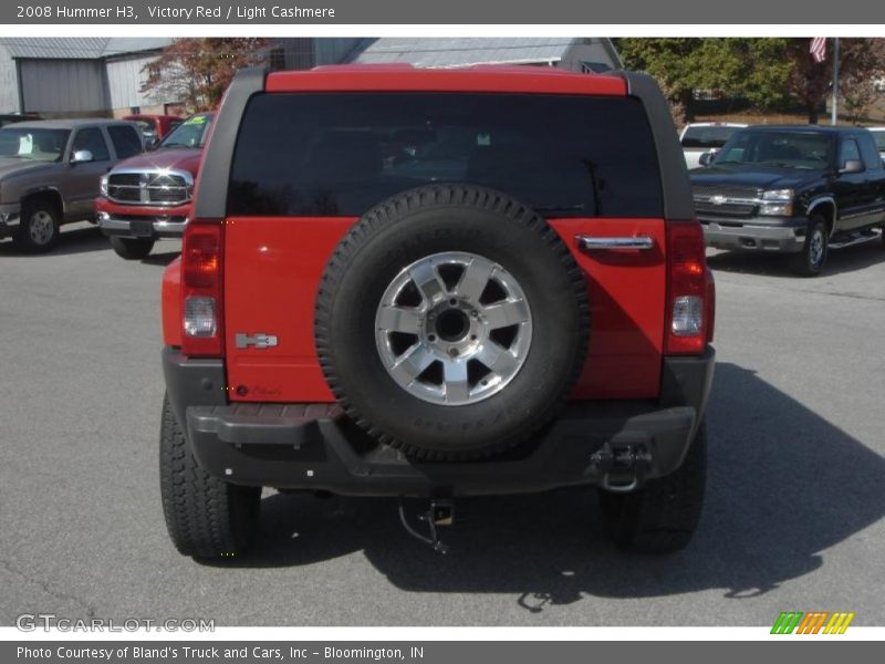 Victory Red / Light Cashmere 2008 Hummer H3