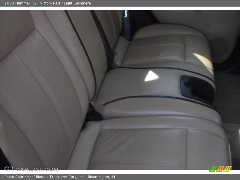 Victory Red / Light Cashmere 2008 Hummer H3