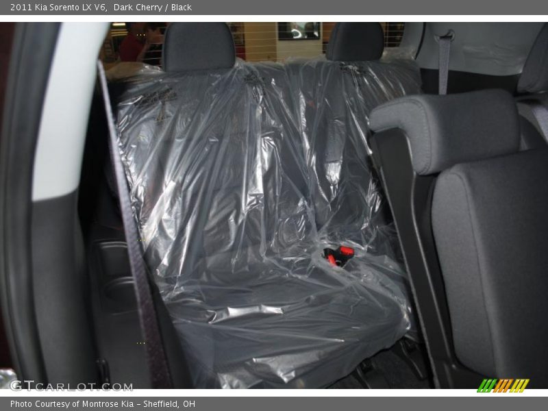 Dark Cherry / Black 2011 Kia Sorento LX V6