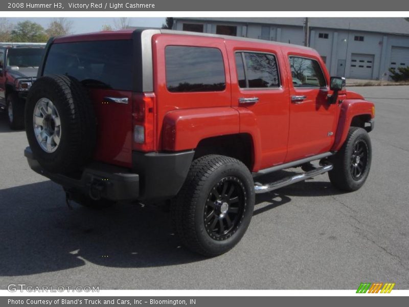Victory Red / Light Cashmere 2008 Hummer H3