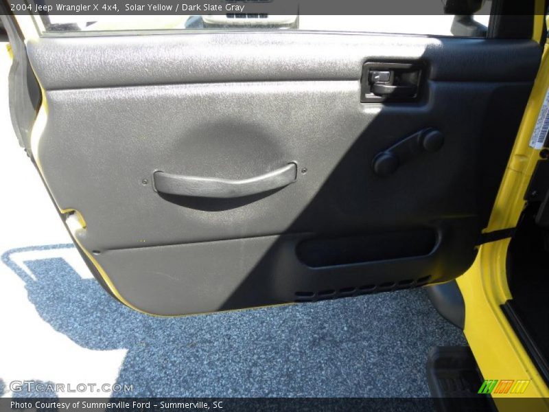 Solar Yellow / Dark Slate Gray 2004 Jeep Wrangler X 4x4