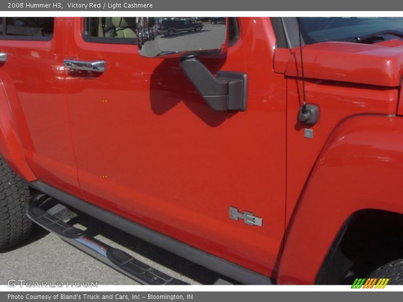 Victory Red / Light Cashmere 2008 Hummer H3