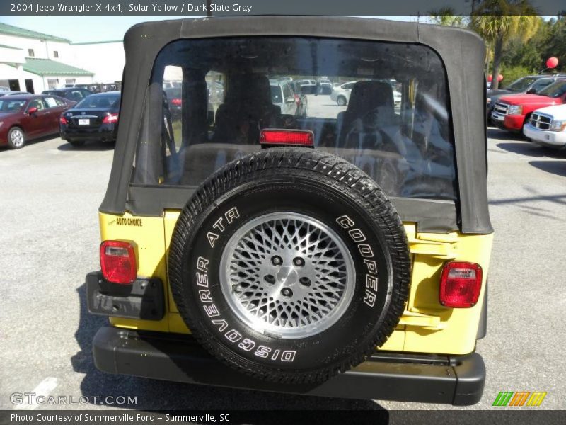 Solar Yellow / Dark Slate Gray 2004 Jeep Wrangler X 4x4