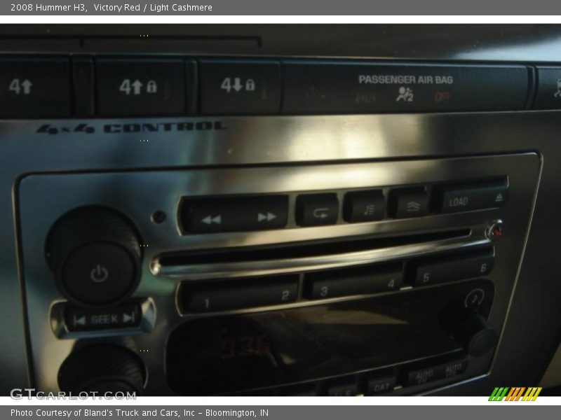 Victory Red / Light Cashmere 2008 Hummer H3