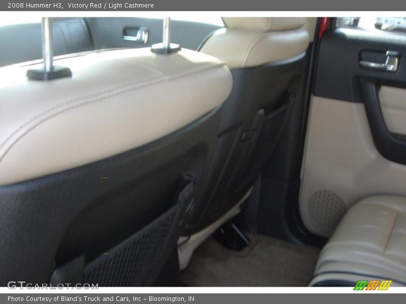 Victory Red / Light Cashmere 2008 Hummer H3