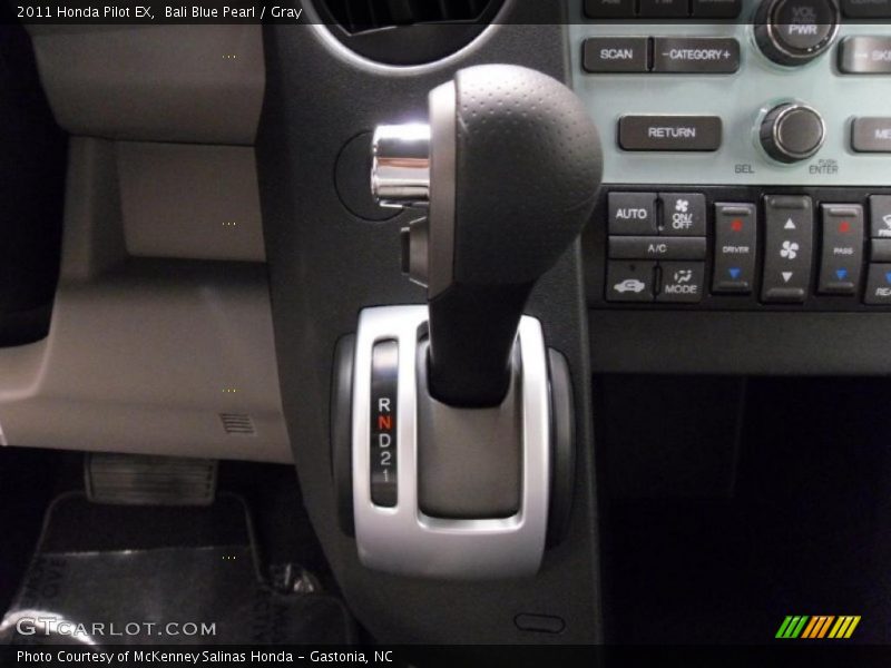  2011 Pilot EX 5 Speed Automatic Shifter