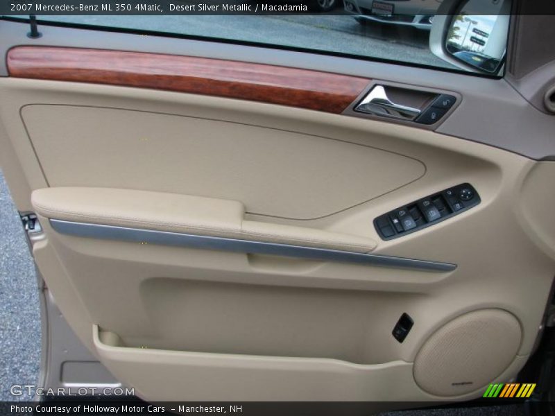 Door Panel of 2007 ML 350 4Matic