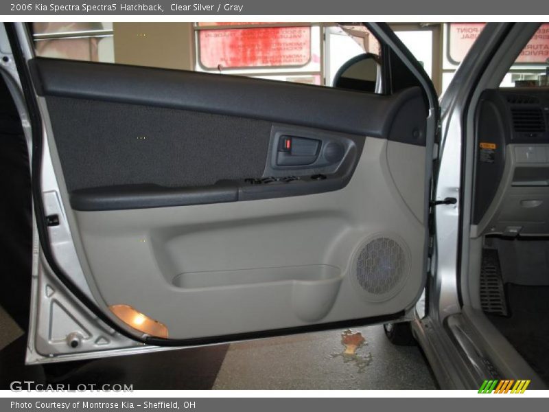 Clear Silver / Gray 2006 Kia Spectra Spectra5 Hatchback