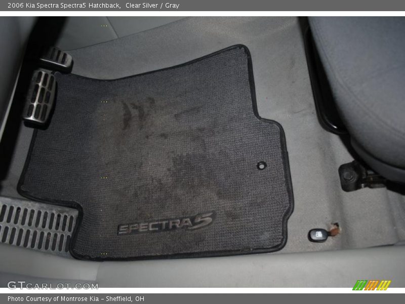 Clear Silver / Gray 2006 Kia Spectra Spectra5 Hatchback