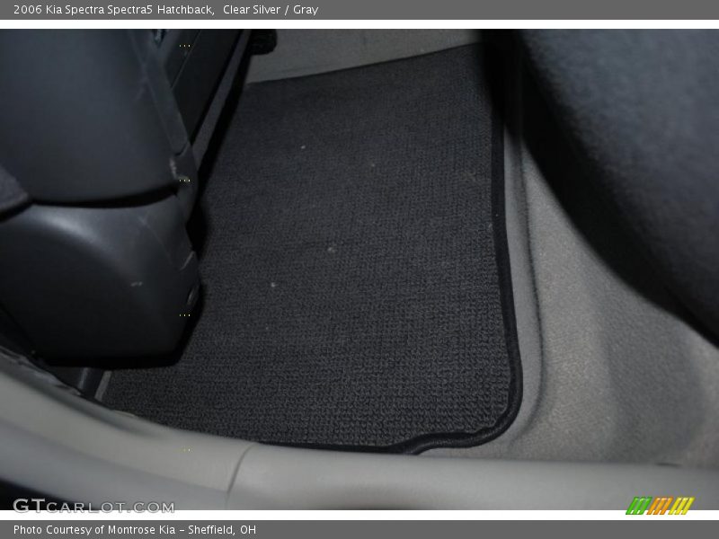 Clear Silver / Gray 2006 Kia Spectra Spectra5 Hatchback