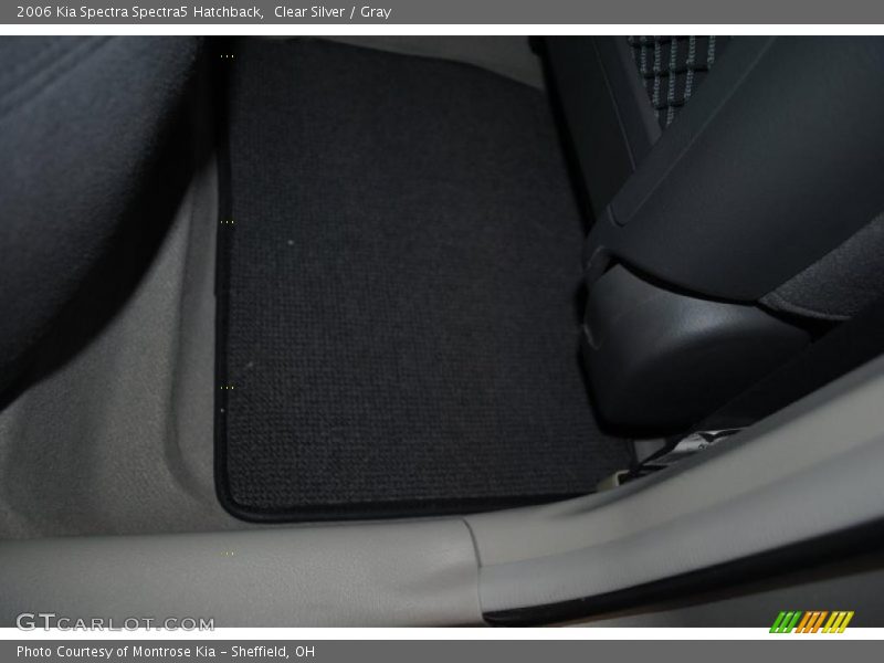 Clear Silver / Gray 2006 Kia Spectra Spectra5 Hatchback
