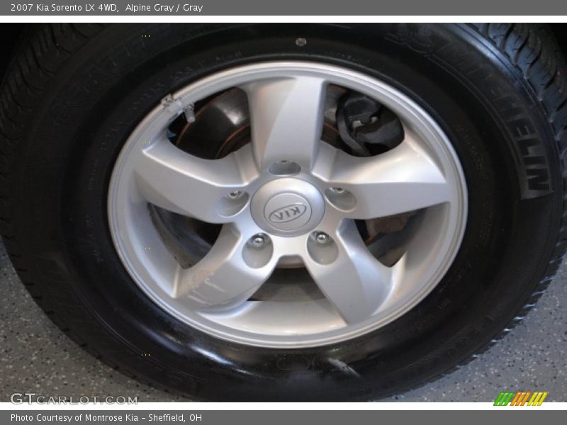 Alpine Gray / Gray 2007 Kia Sorento LX 4WD