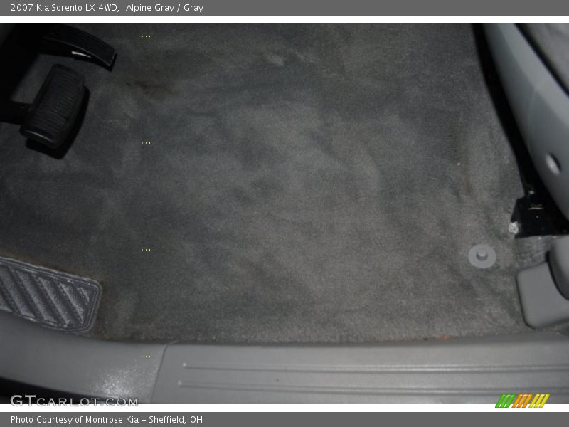 Alpine Gray / Gray 2007 Kia Sorento LX 4WD