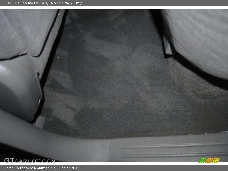 Alpine Gray / Gray 2007 Kia Sorento LX 4WD