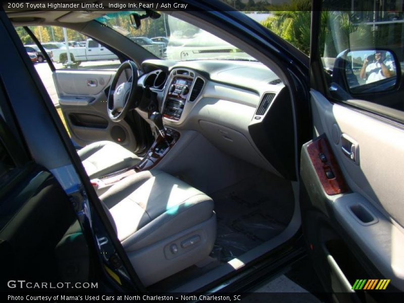 Indigo Ink Pearl / Ash Gray 2006 Toyota Highlander Limited
