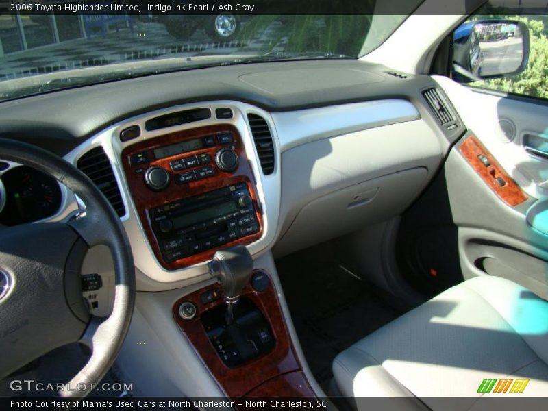 Indigo Ink Pearl / Ash Gray 2006 Toyota Highlander Limited