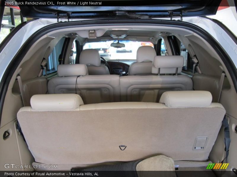 Frost White / Light Neutral 2005 Buick Rendezvous CXL
