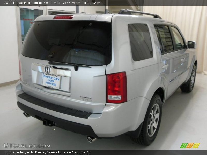 Alabaster Silver Metallic / Gray 2011 Honda Pilot Touring 4WD