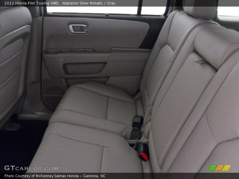  2011 Pilot Touring 4WD Gray Interior