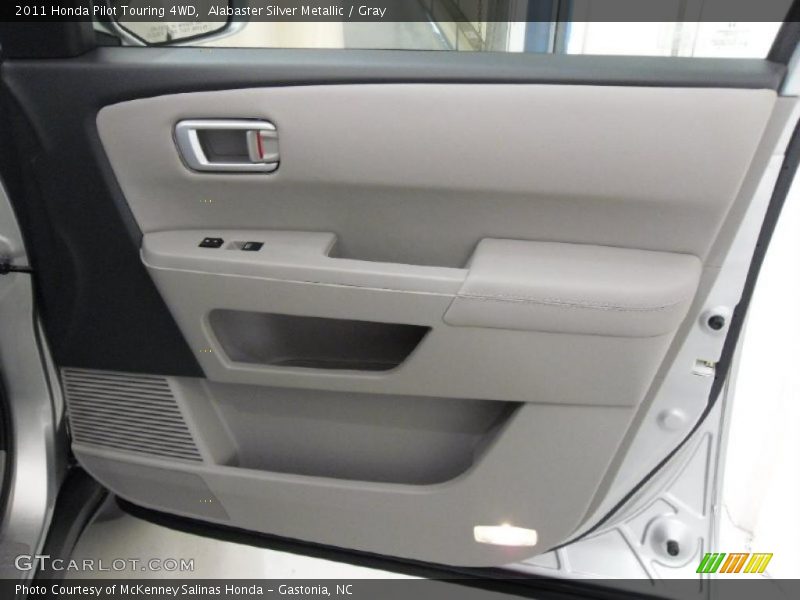 Alabaster Silver Metallic / Gray 2011 Honda Pilot Touring 4WD