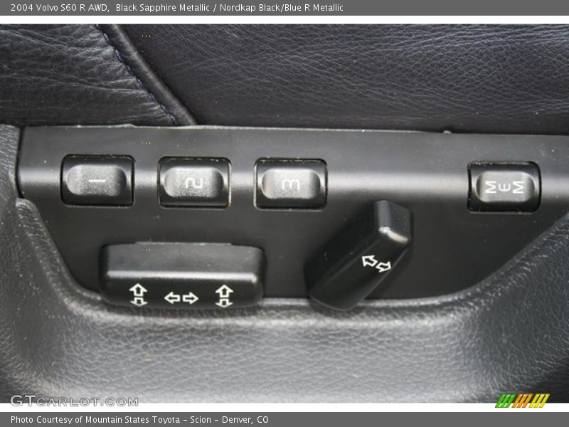 Black Sapphire Metallic / Nordkap Black/Blue R Metallic 2004 Volvo S60 R AWD
