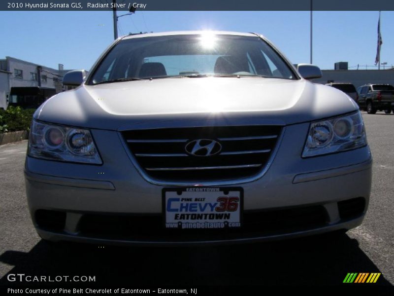 Radiant Silver / Gray 2010 Hyundai Sonata GLS