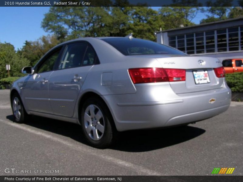 Radiant Silver / Gray 2010 Hyundai Sonata GLS