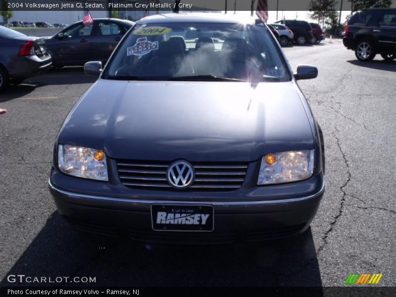 Platinum Grey Metallic / Grey 2004 Volkswagen Jetta GL Sedan